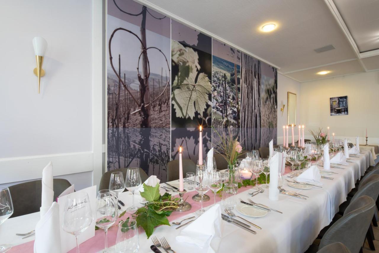 Weinhotel Restaurant Klostermuehle Ockfen Buitenkant foto